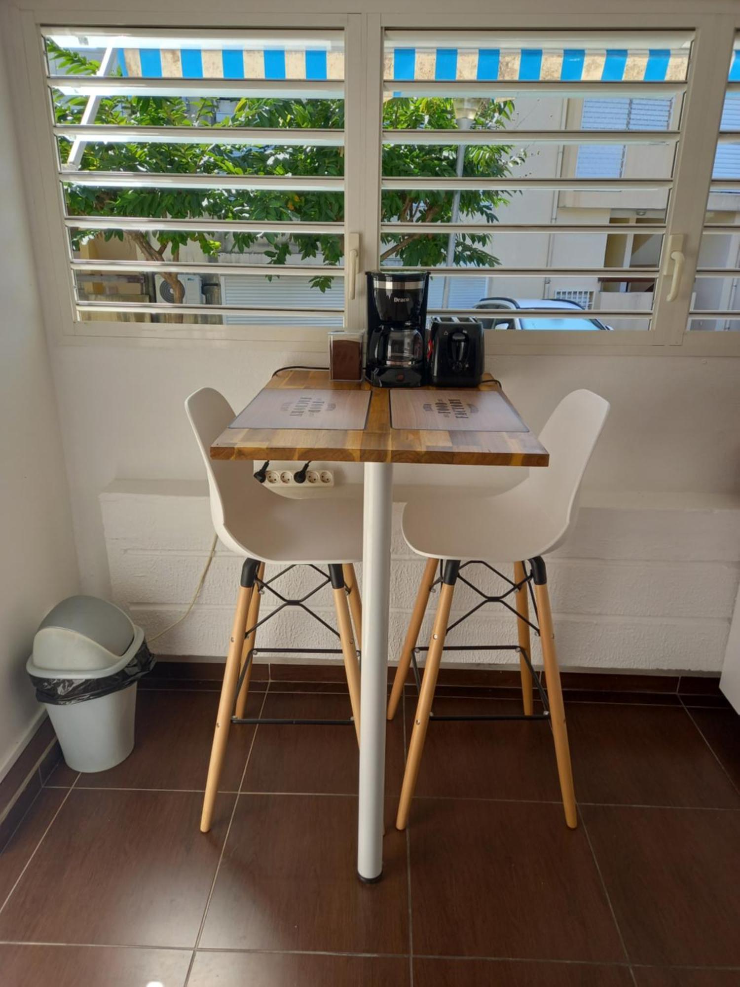 Le Studio Oncle Sam - Acces Piscine Et Plage Le Gosier  Exteriör bild