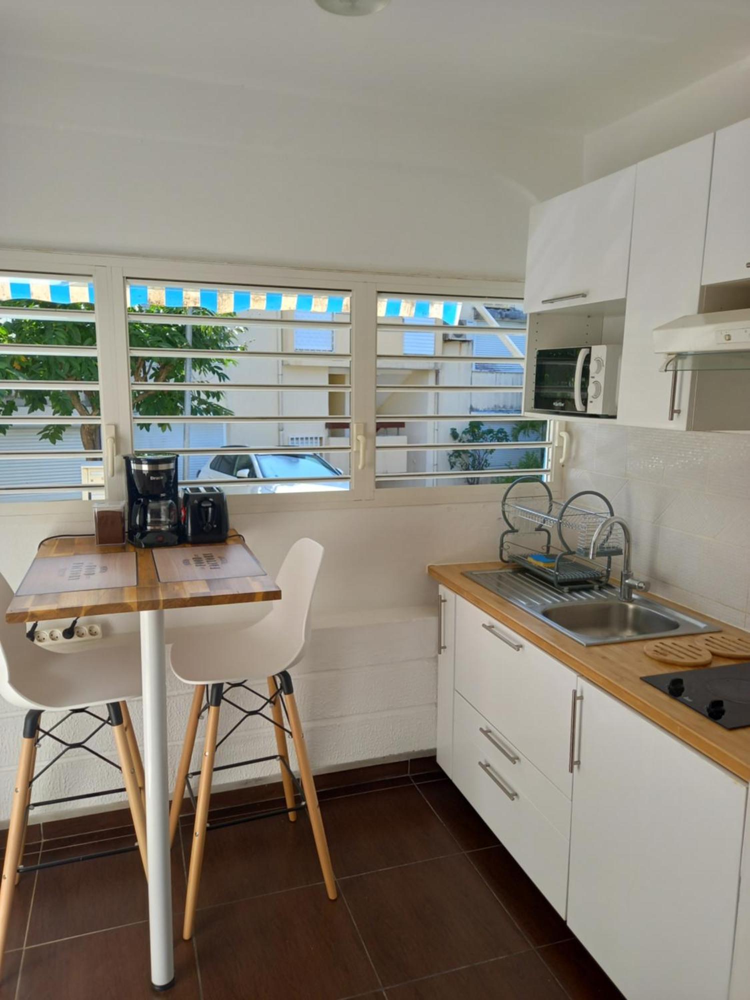 Le Studio Oncle Sam - Acces Piscine Et Plage Le Gosier  Exteriör bild
